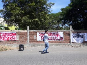 Jalan Akses ke Kampus Ditutup, Mahasiswa UIN Gelar Aksi
