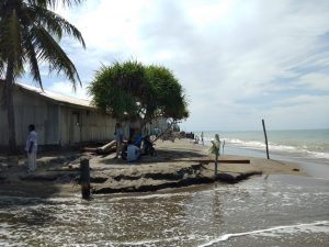 Abrasi Buat Petani Tambak Rugi, Rumah Warga Terancam Ambruk