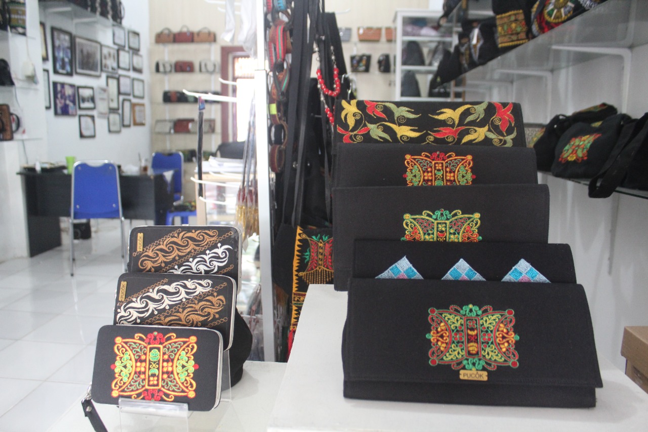 Yuyun Bordir, IKM binaan Disperindag Aceh hasilkan produk etnik fashionable